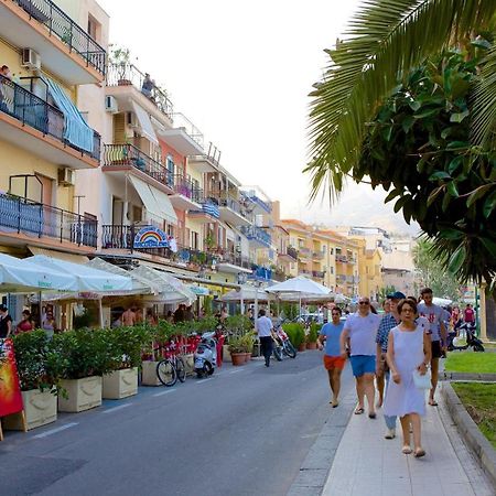 Savoca Apartment Giardini-Naxos Exterior foto