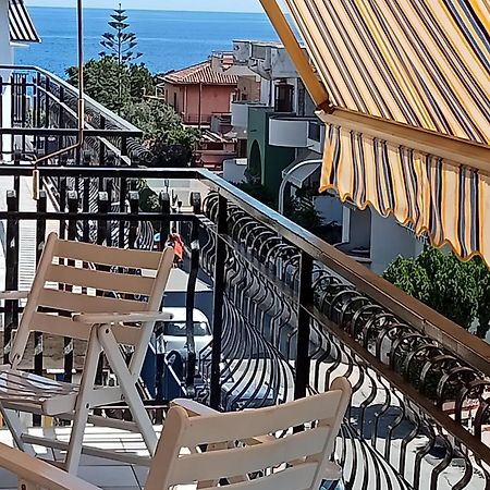 Savoca Apartment Giardini-Naxos Exterior foto